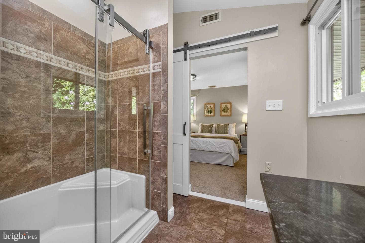 302 Gypsy Lane photo 39