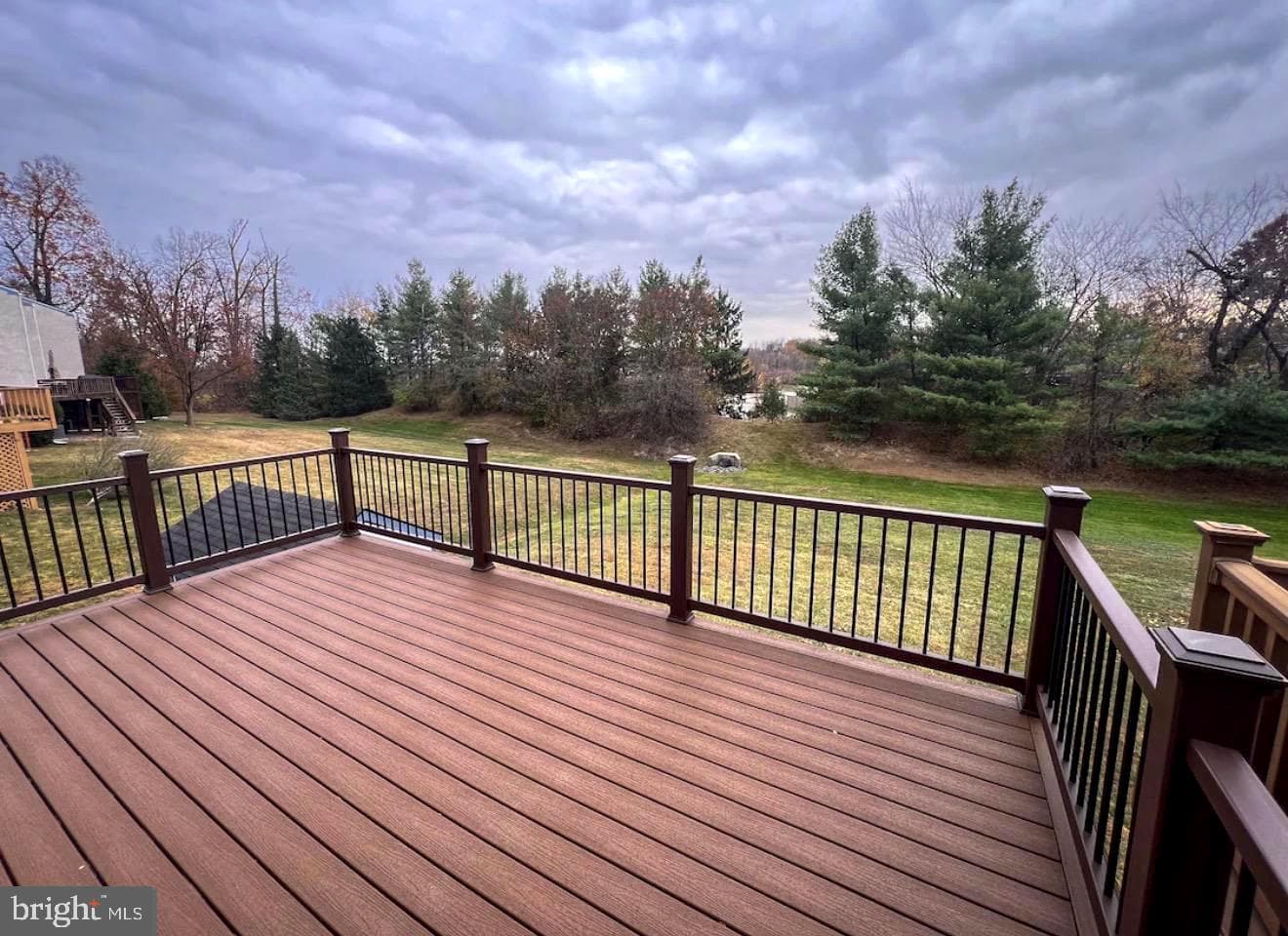 279 Lawndale Avenue photo 4