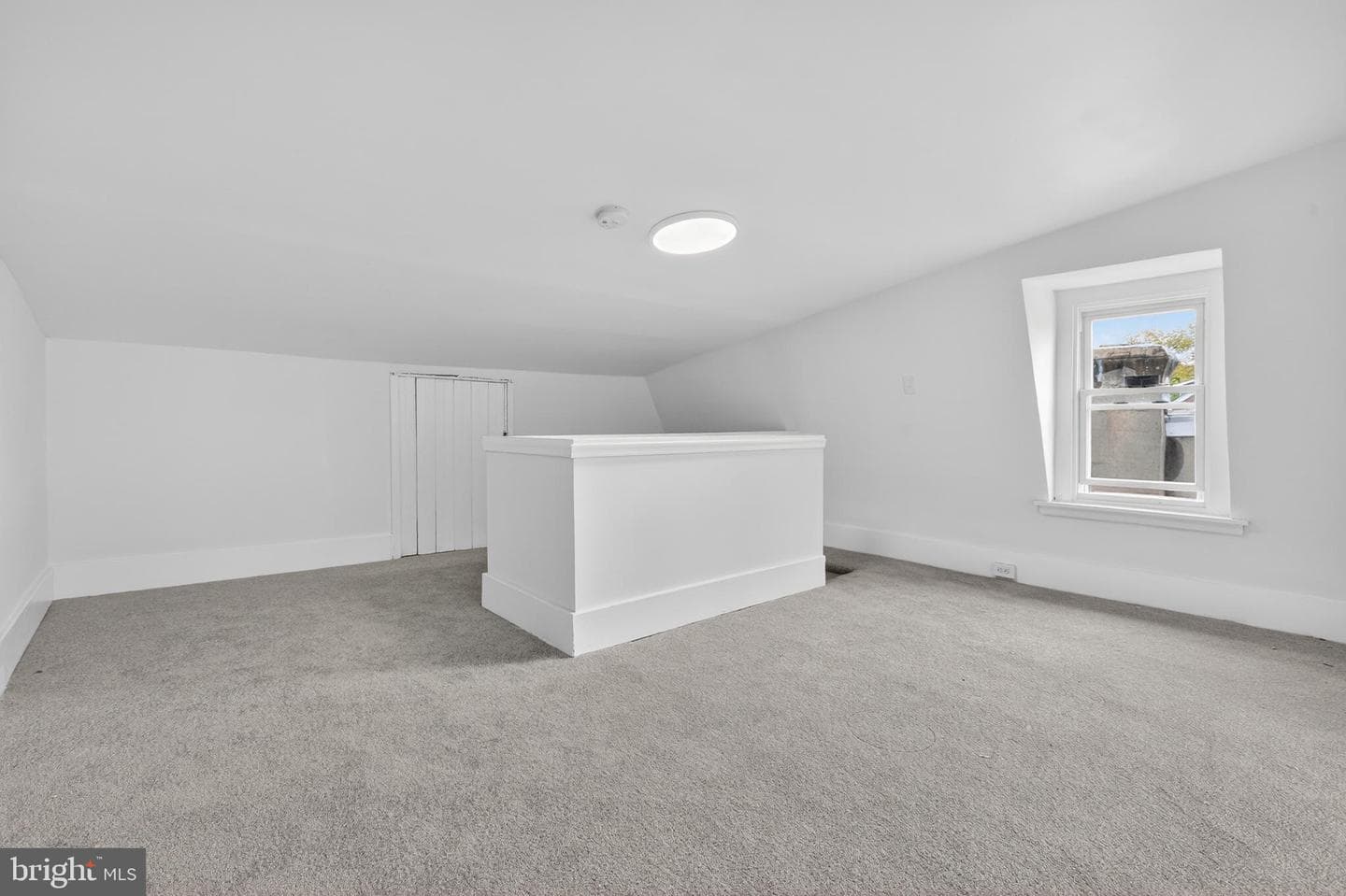 1121 Markley Street photo 36