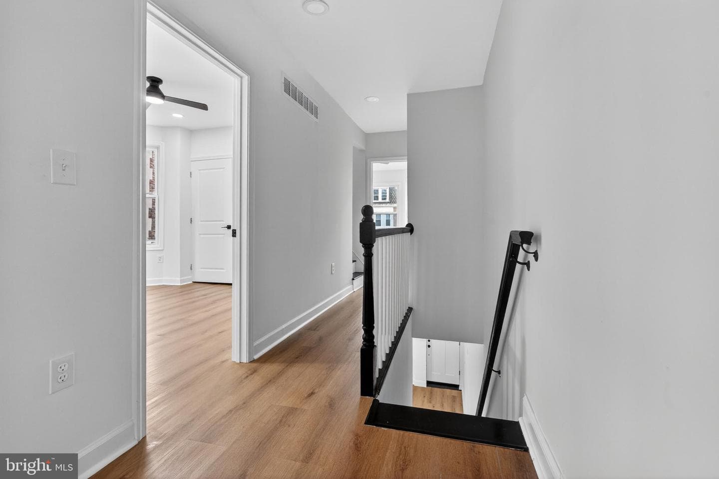 1121 Markley Street photo 38