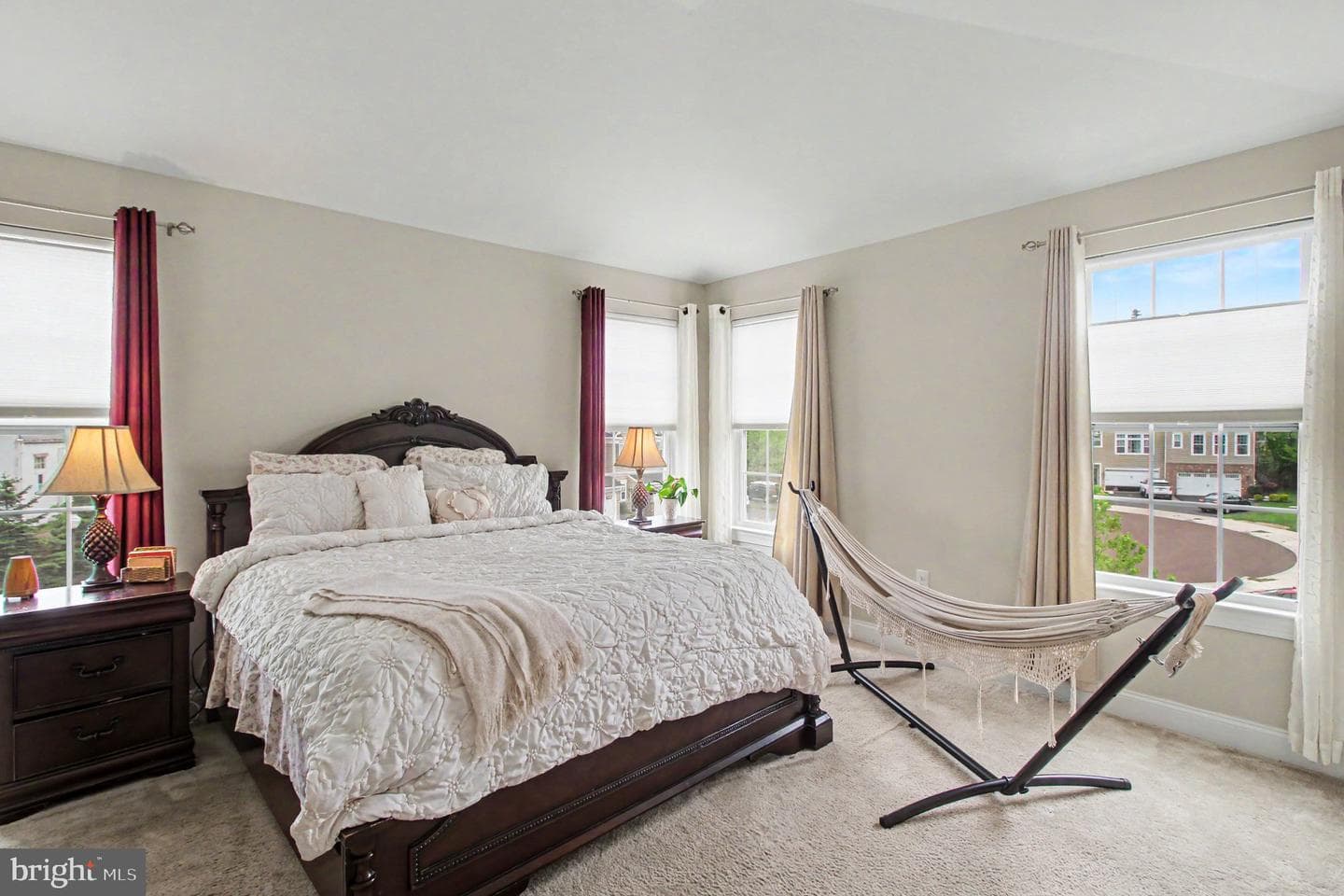100 Arlington Ln photo 13