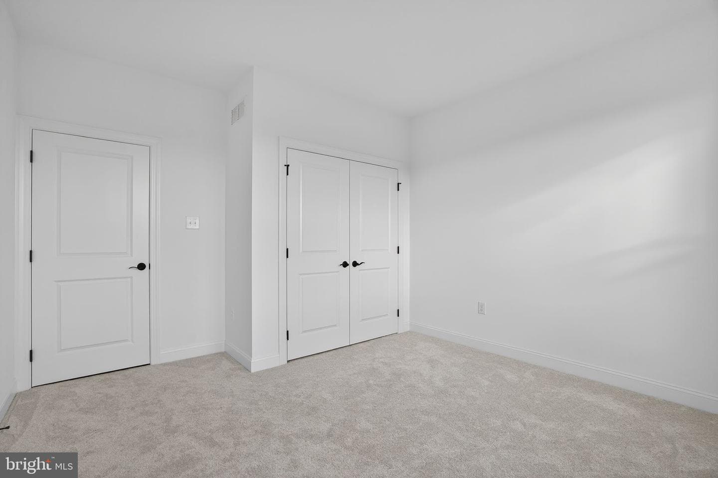409 Longview Drive photo 36