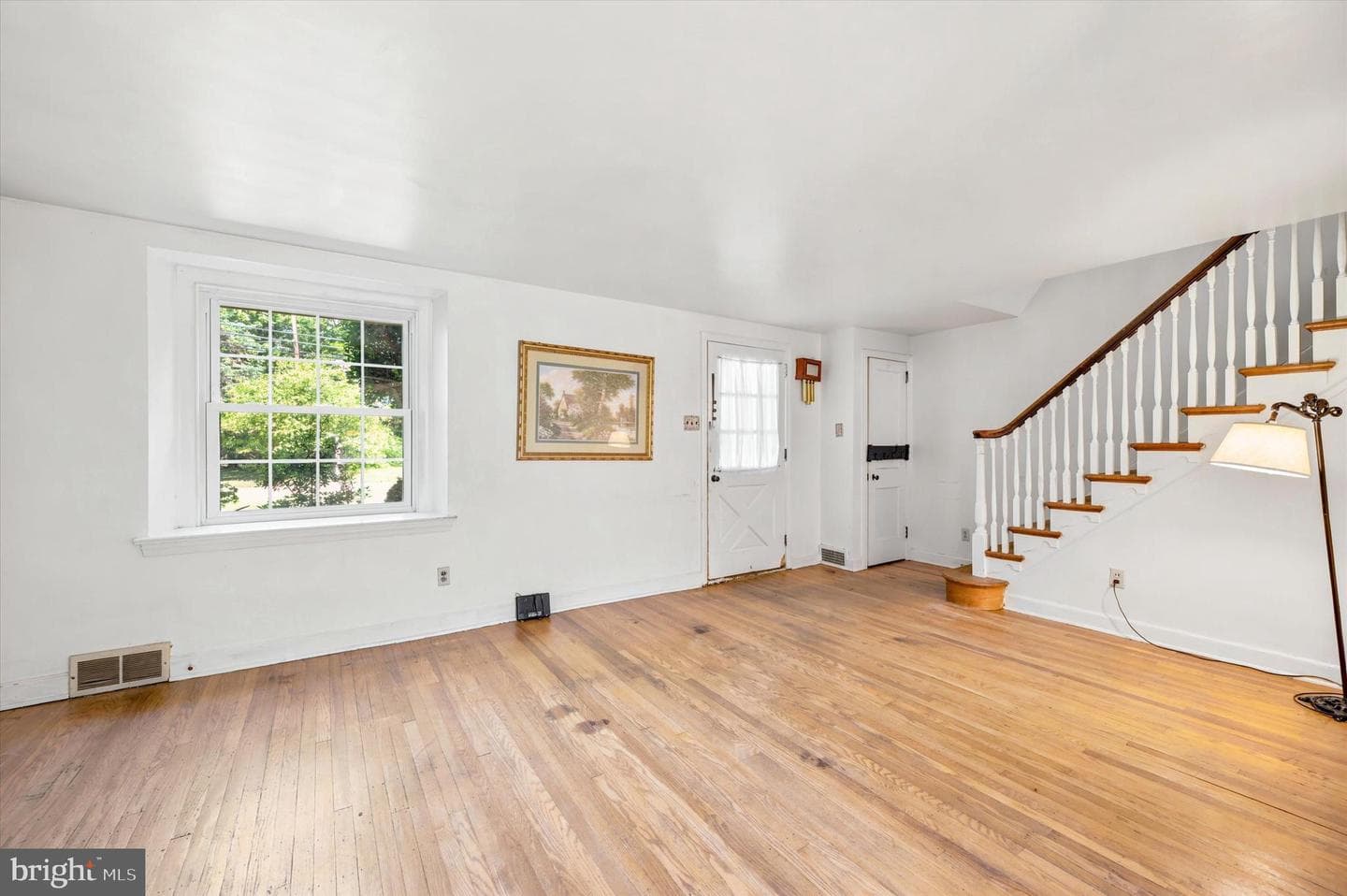 724 Johns Lane photo 4