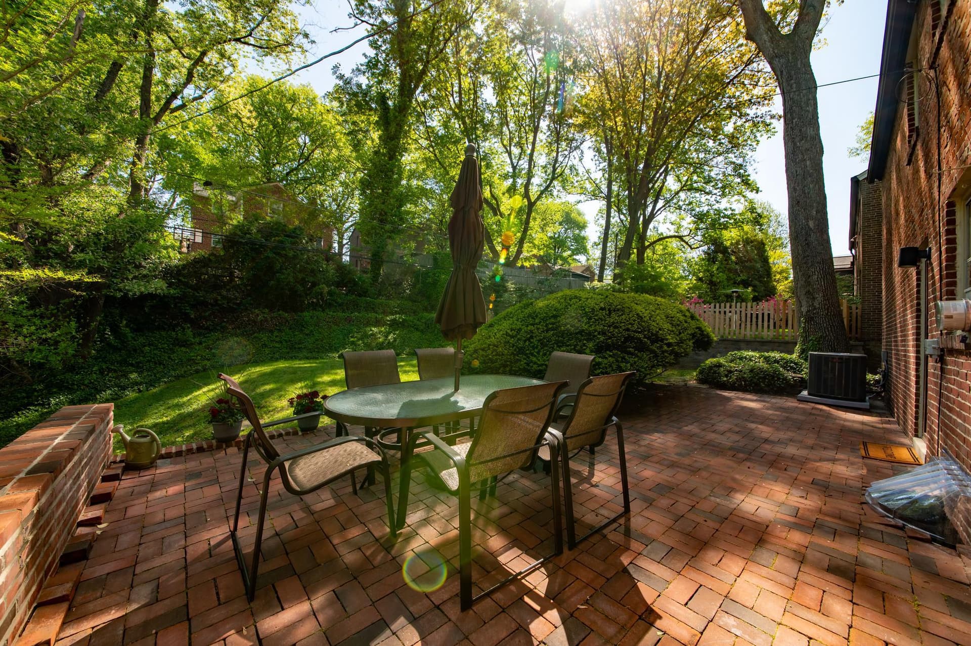 259 Harrogate Road photo 7