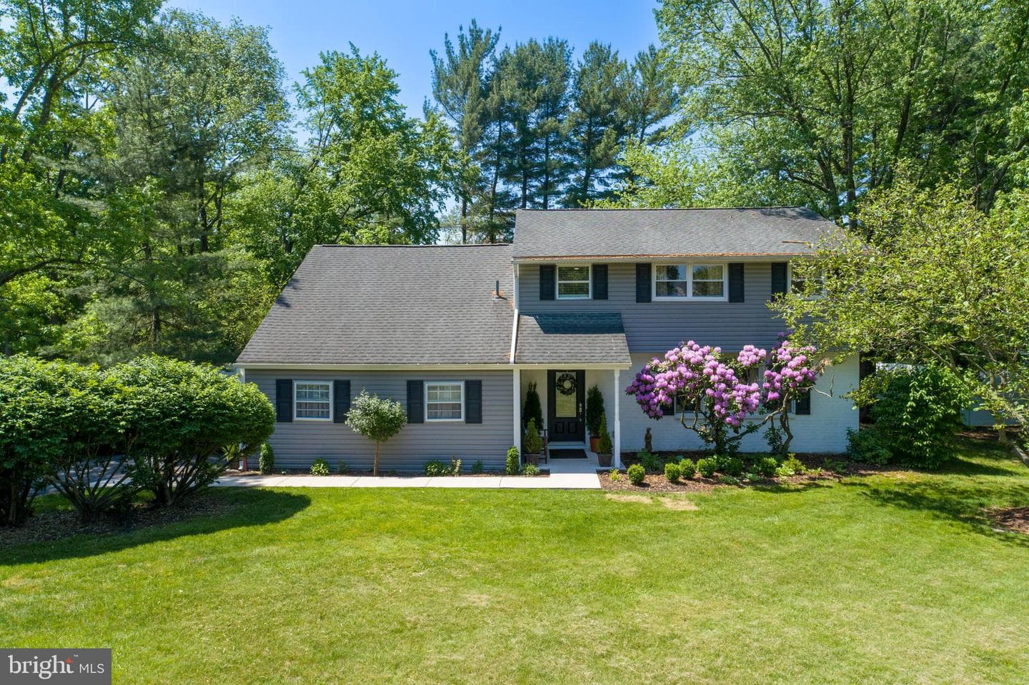 103 Sassafras Drive photo 1