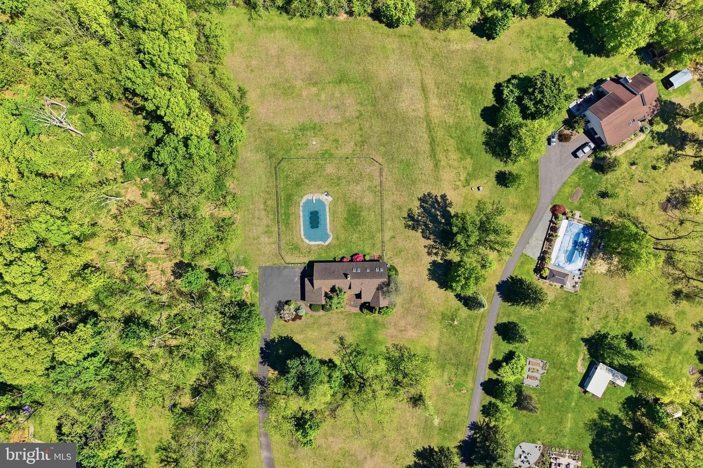 2045 Adams Road photo 52