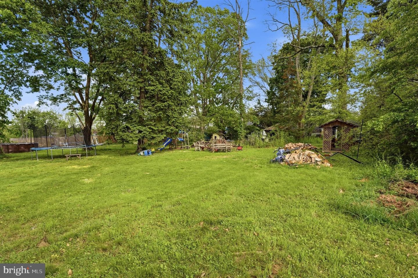 2950 E Walnut Street photo 24