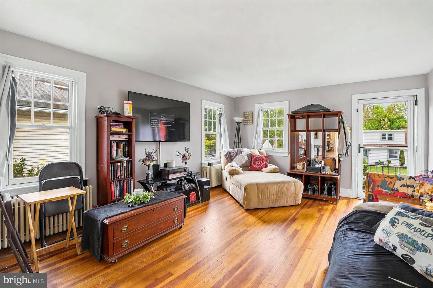 2950 E Walnut Street photo 4