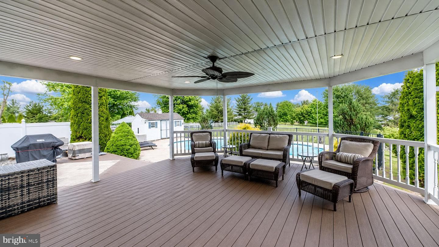 210 Jordan Drive photo 21