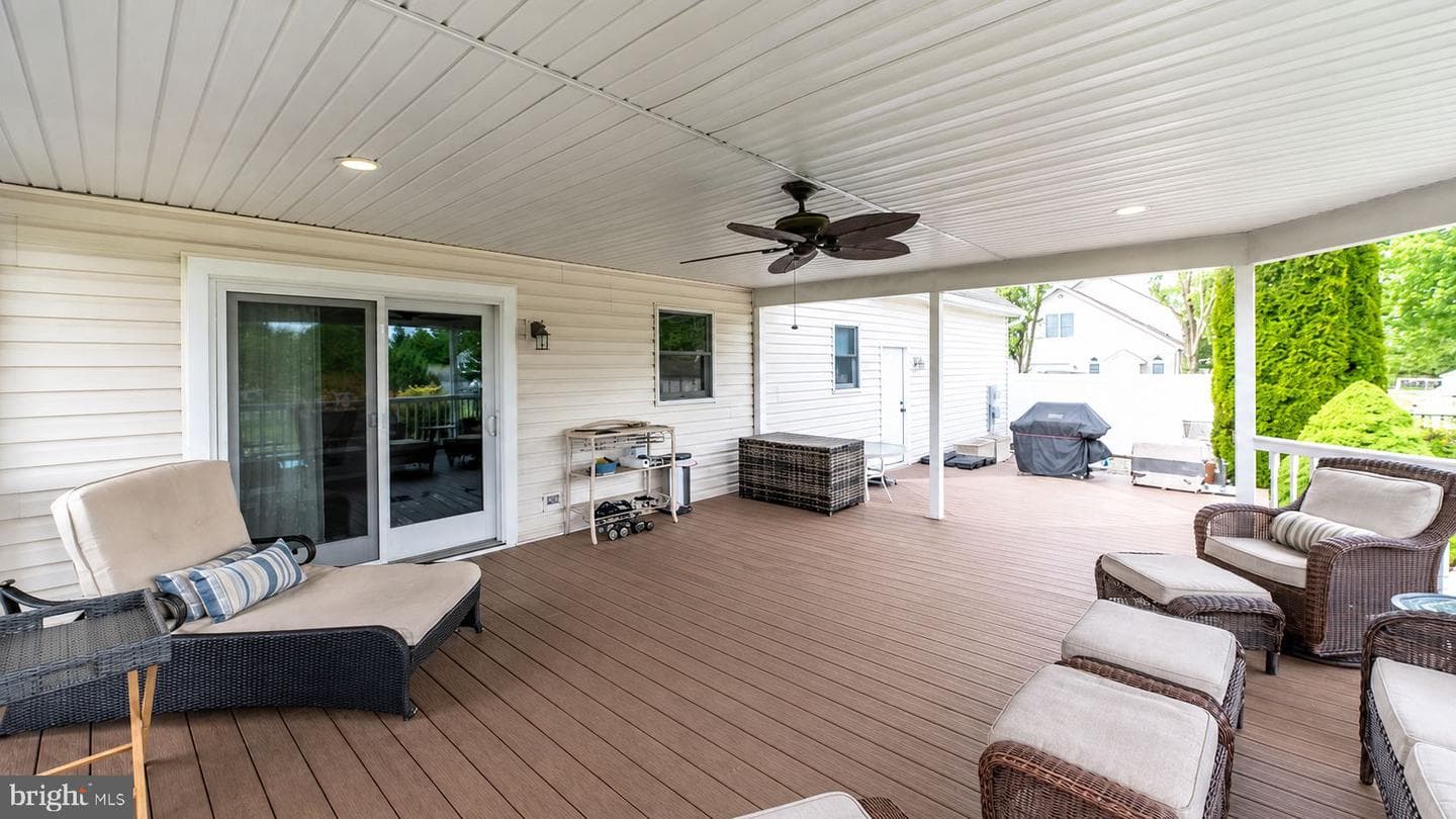 210 Jordan Drive photo 23