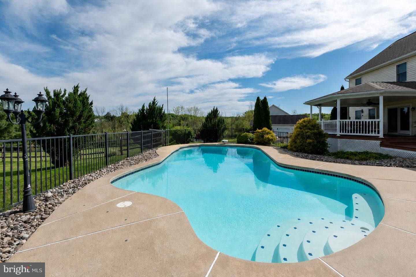 210 Jordan Drive photo 29