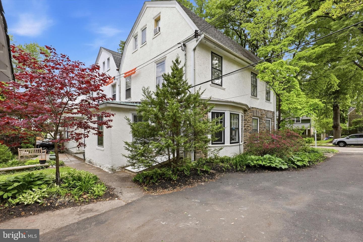 7811 Linden photo 34