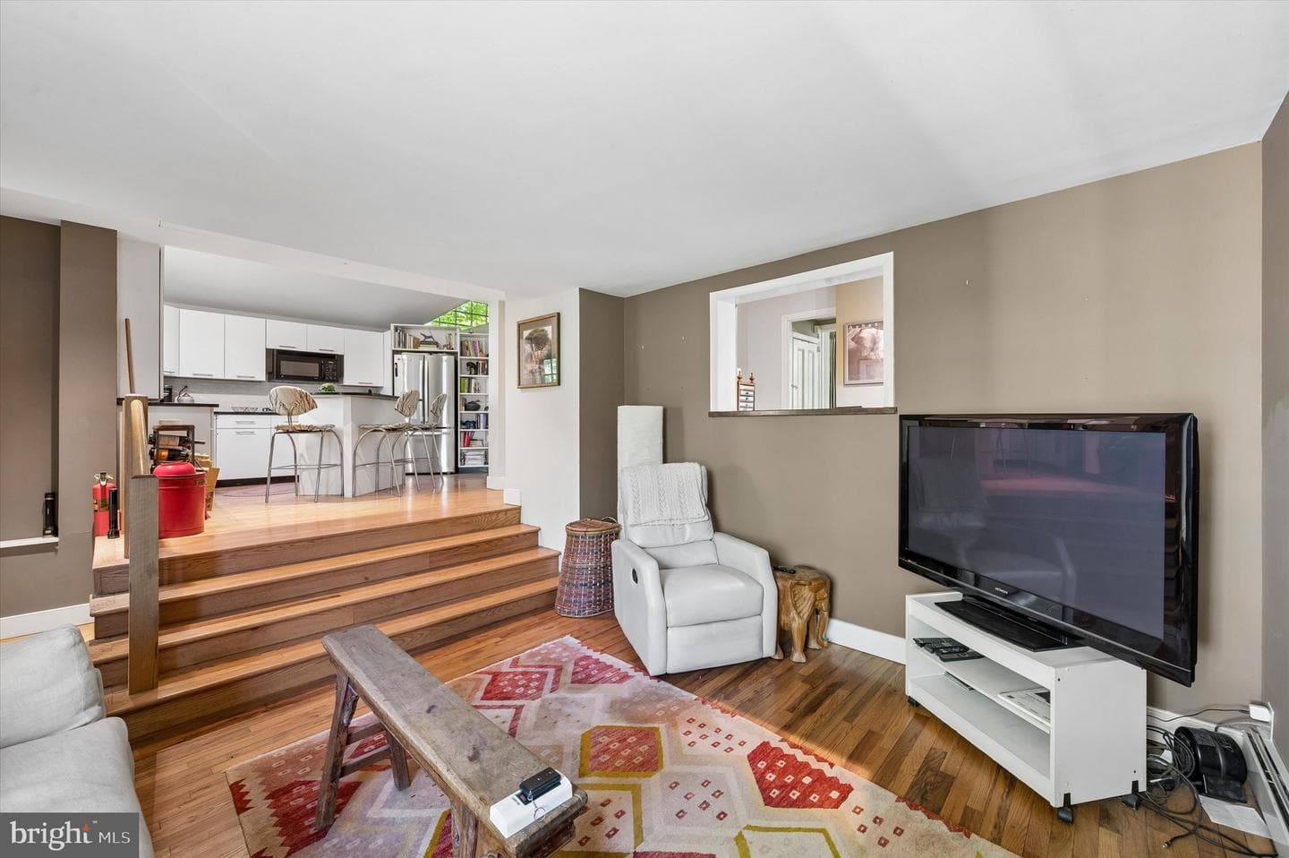 8901 Montgomery Avenue photo 16