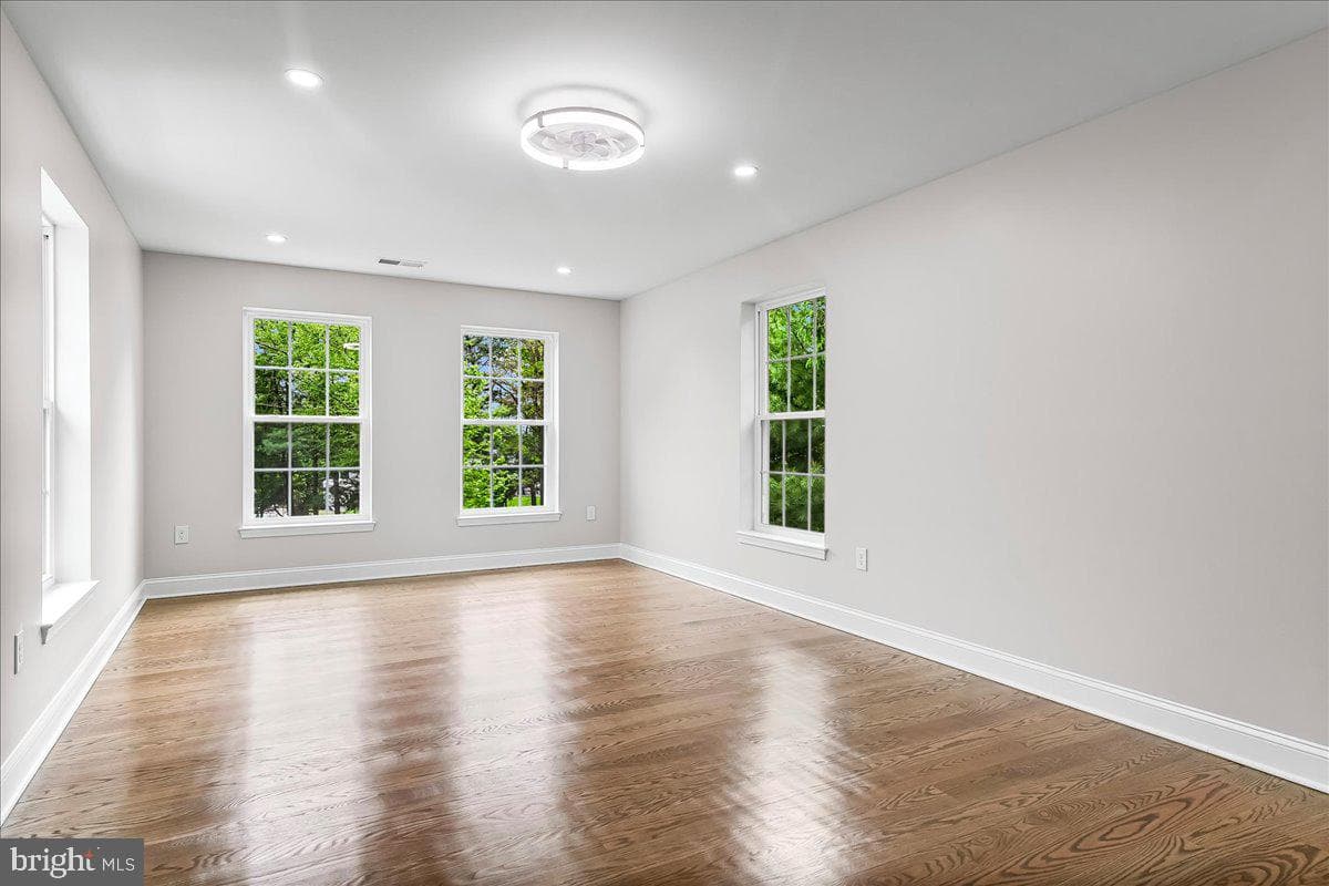 3740 Thompson Road photo 31