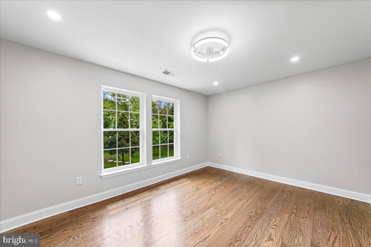 3740 Thompson Road photo 38