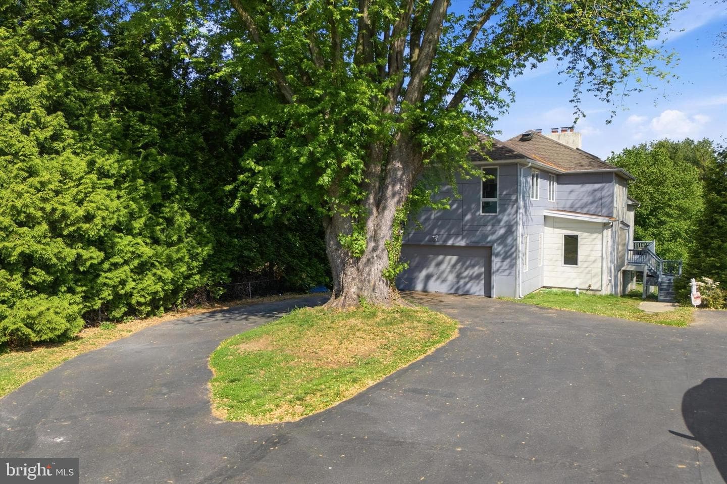 219 Jefferson Street photo 41