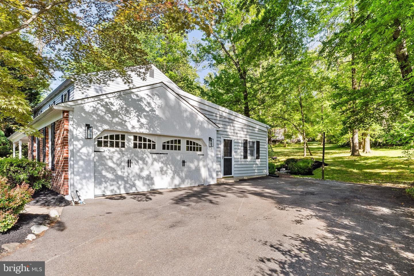 563 Applewood Drive photo 33