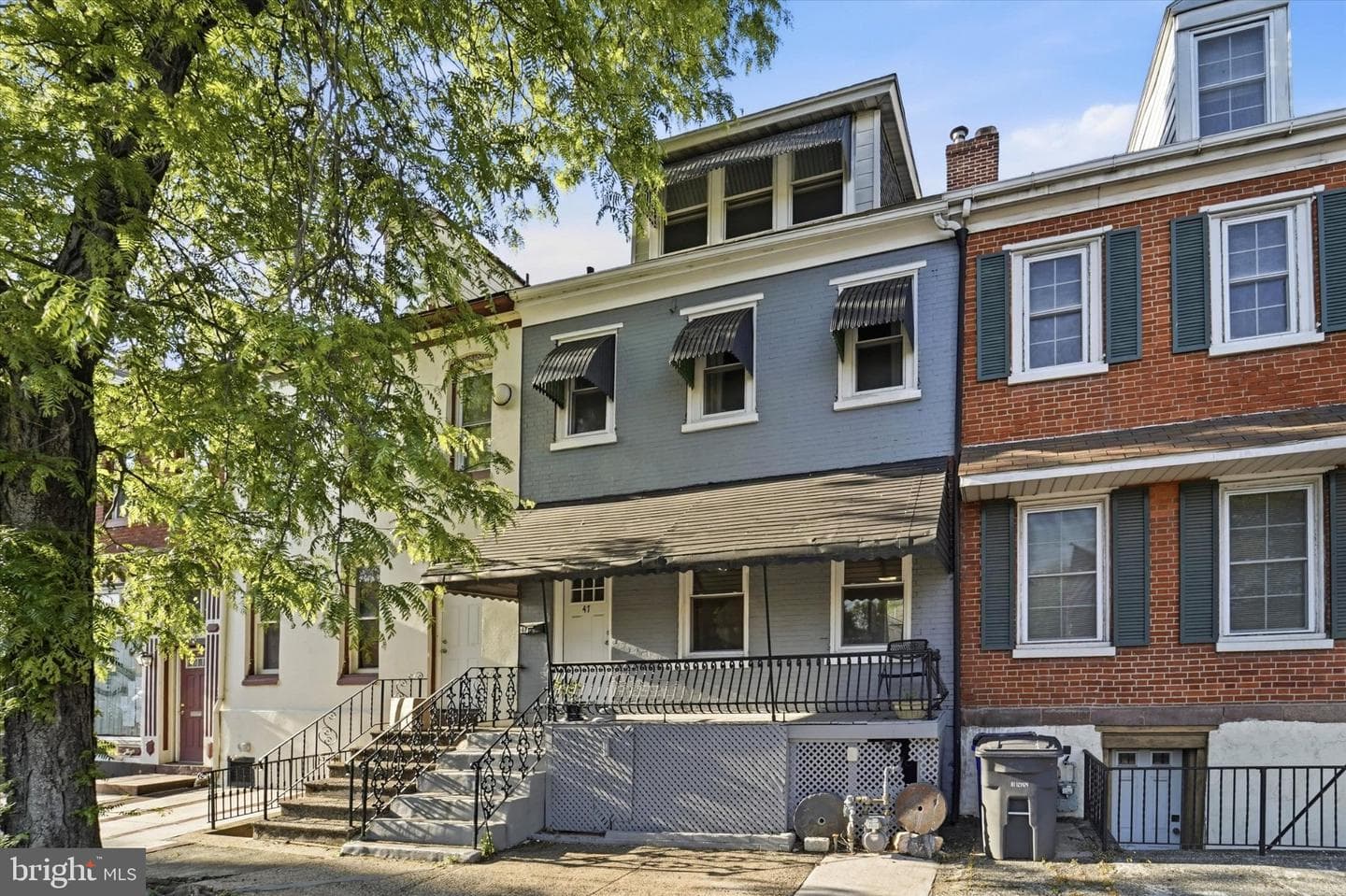 47 E High Street