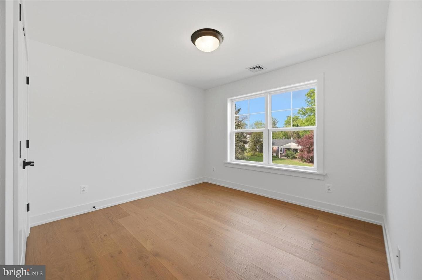30 E Church Road photo 13