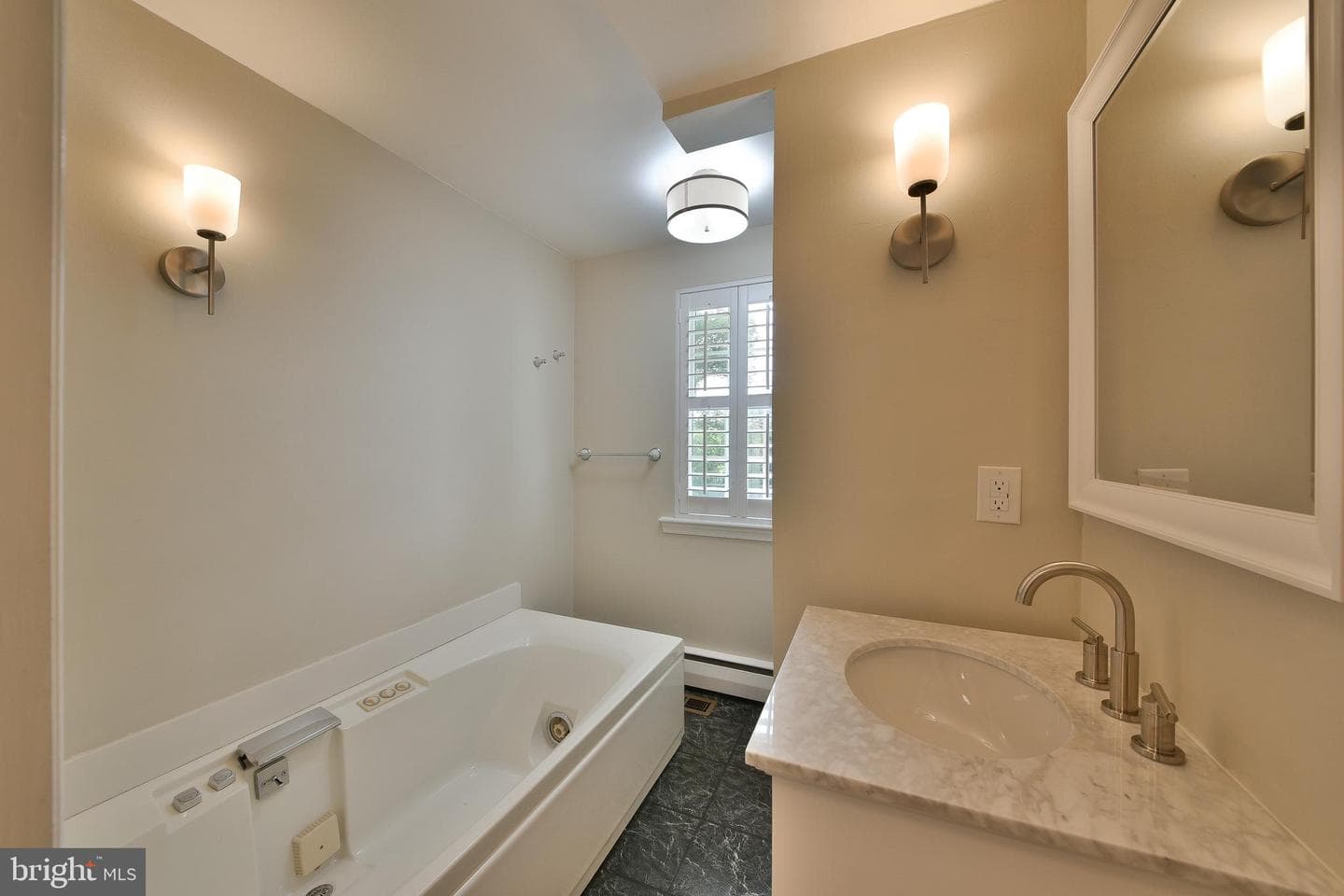 6113 W Mill Road photo 21