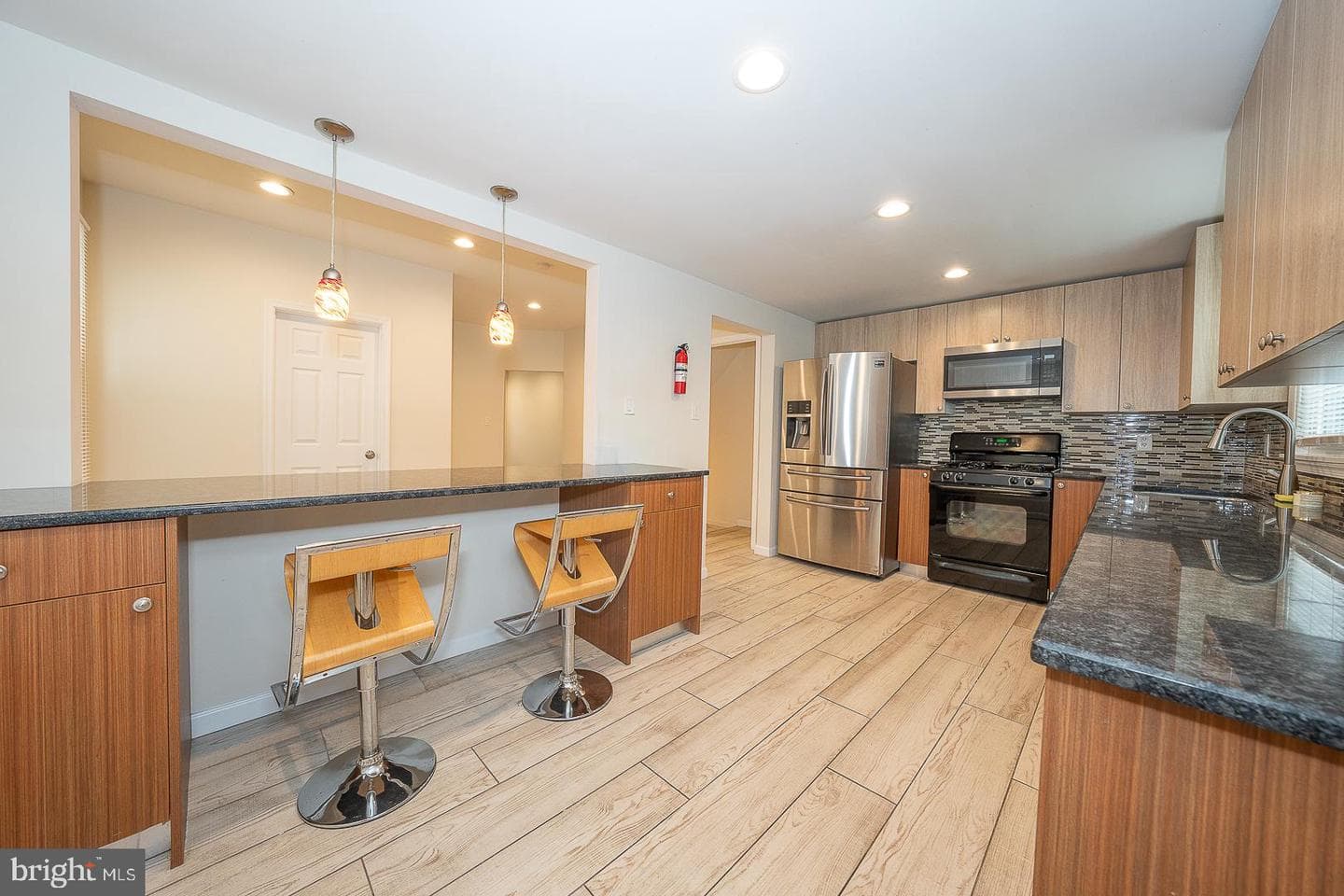 431 Cherry Street photo 6