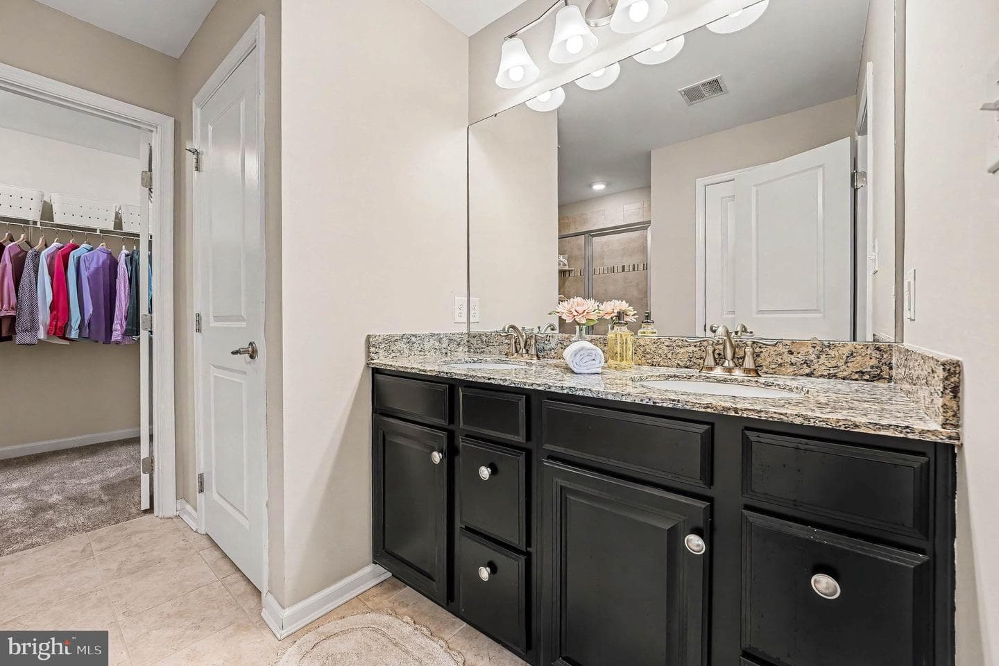30 Hickory Valley Drive photo 32