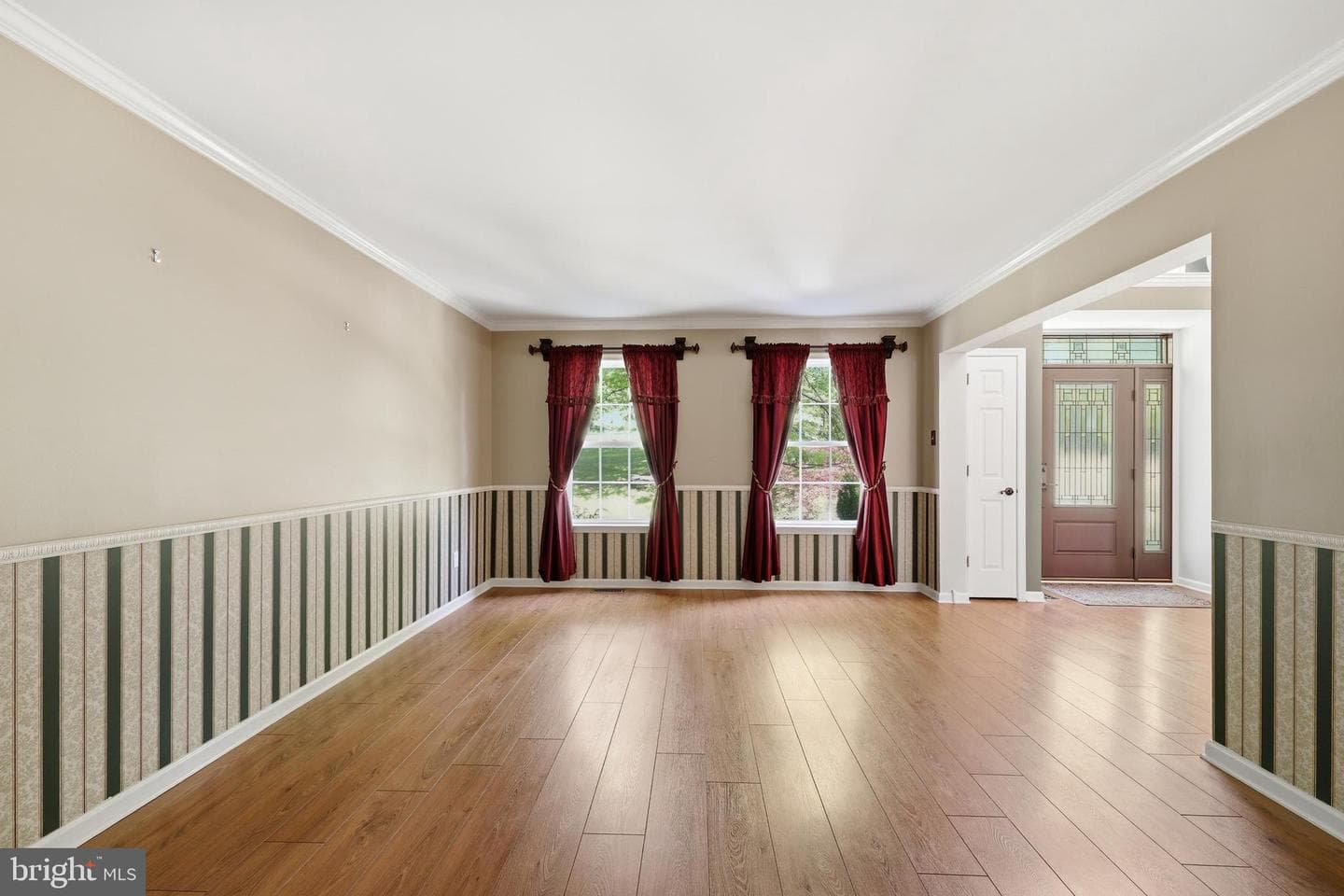 210 Meng Road photo 25