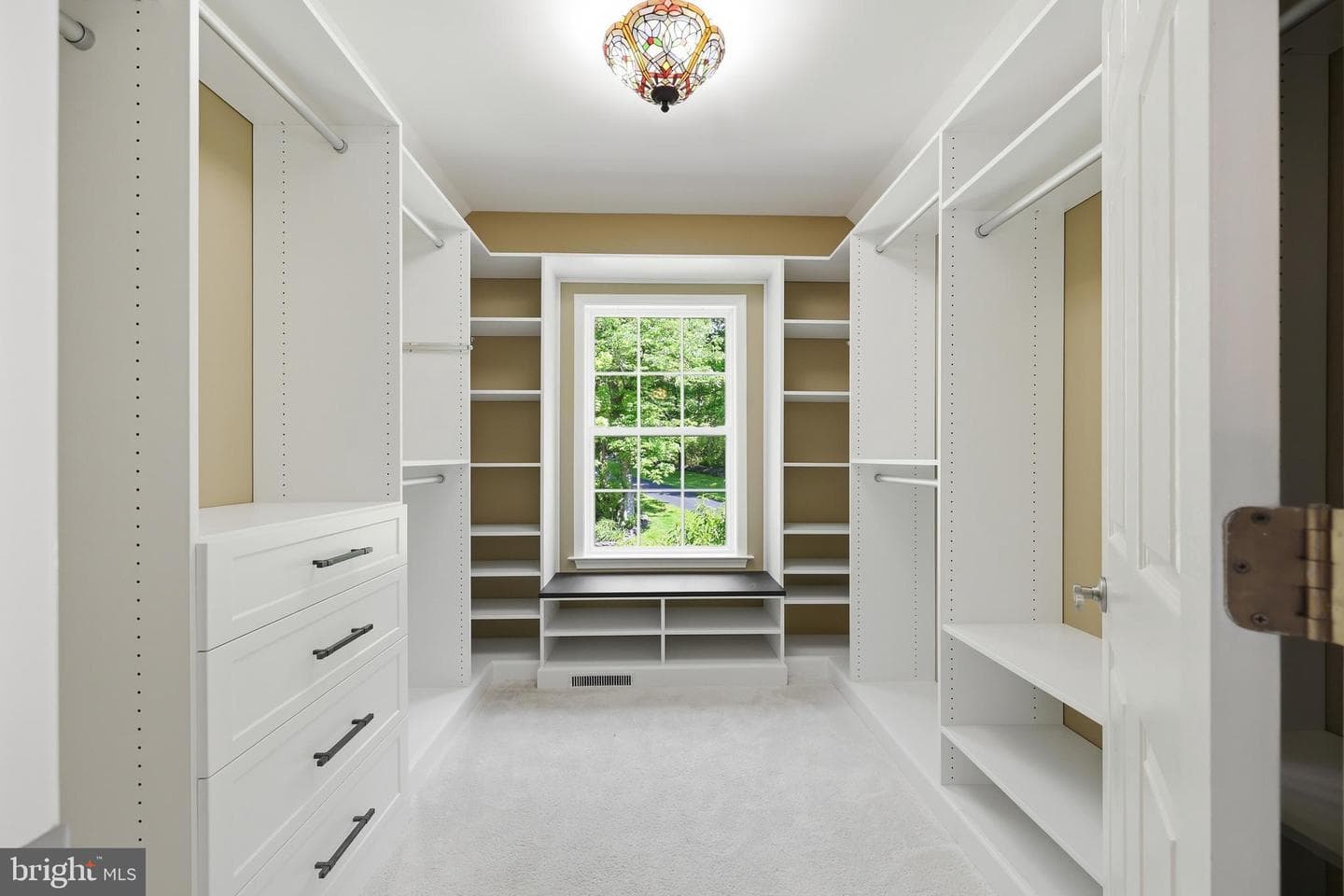 210 Meng Road photo 43
