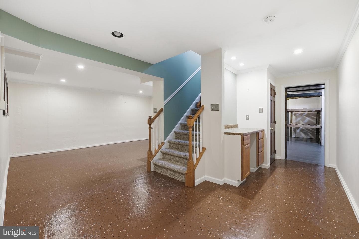210 Meng Road photo 55