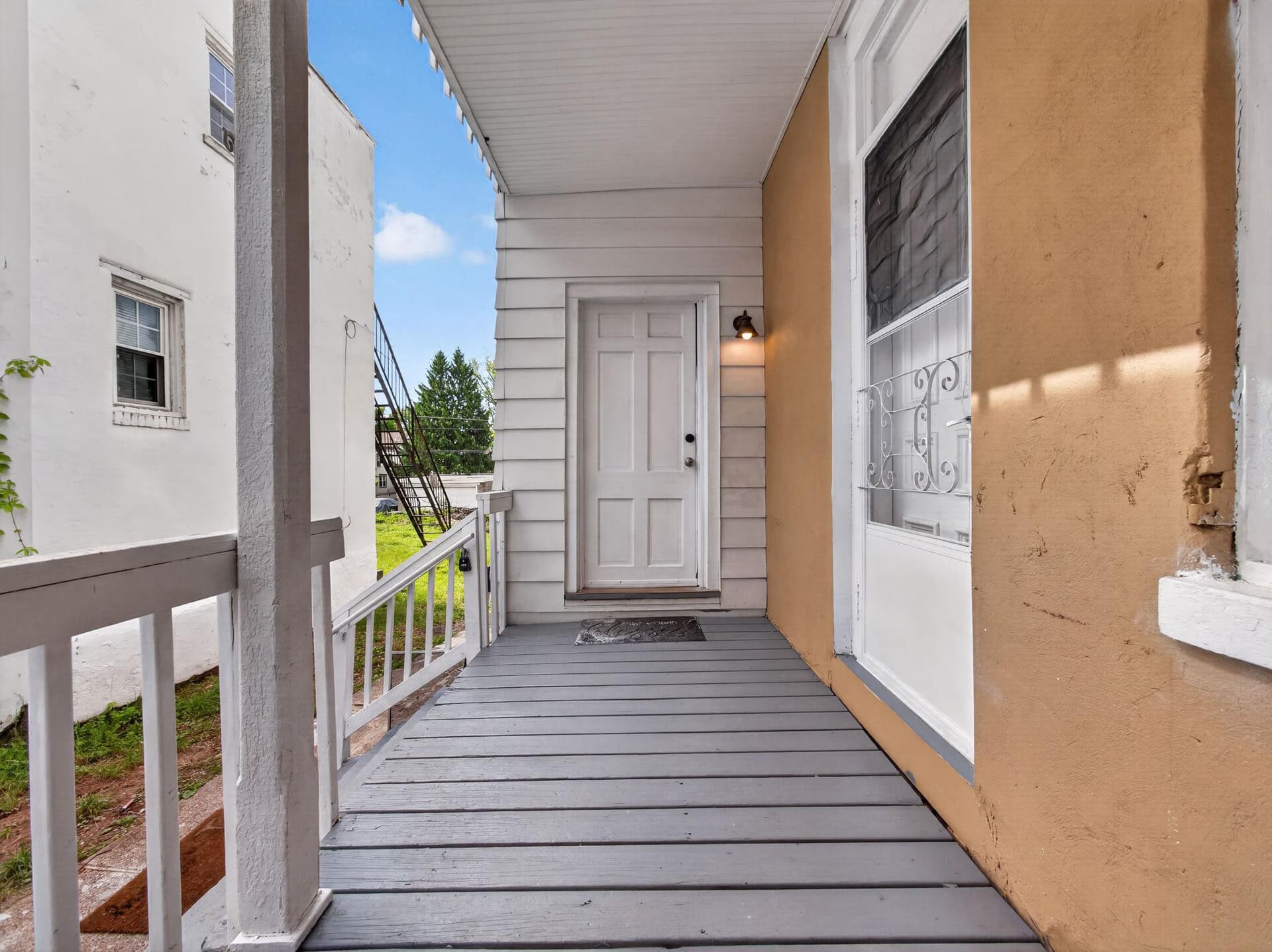 866 E High Street photo 26