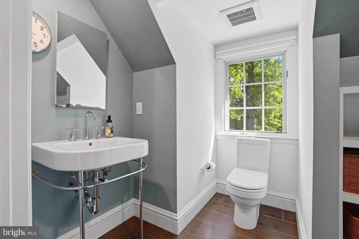 207 Curwen Road photo 39