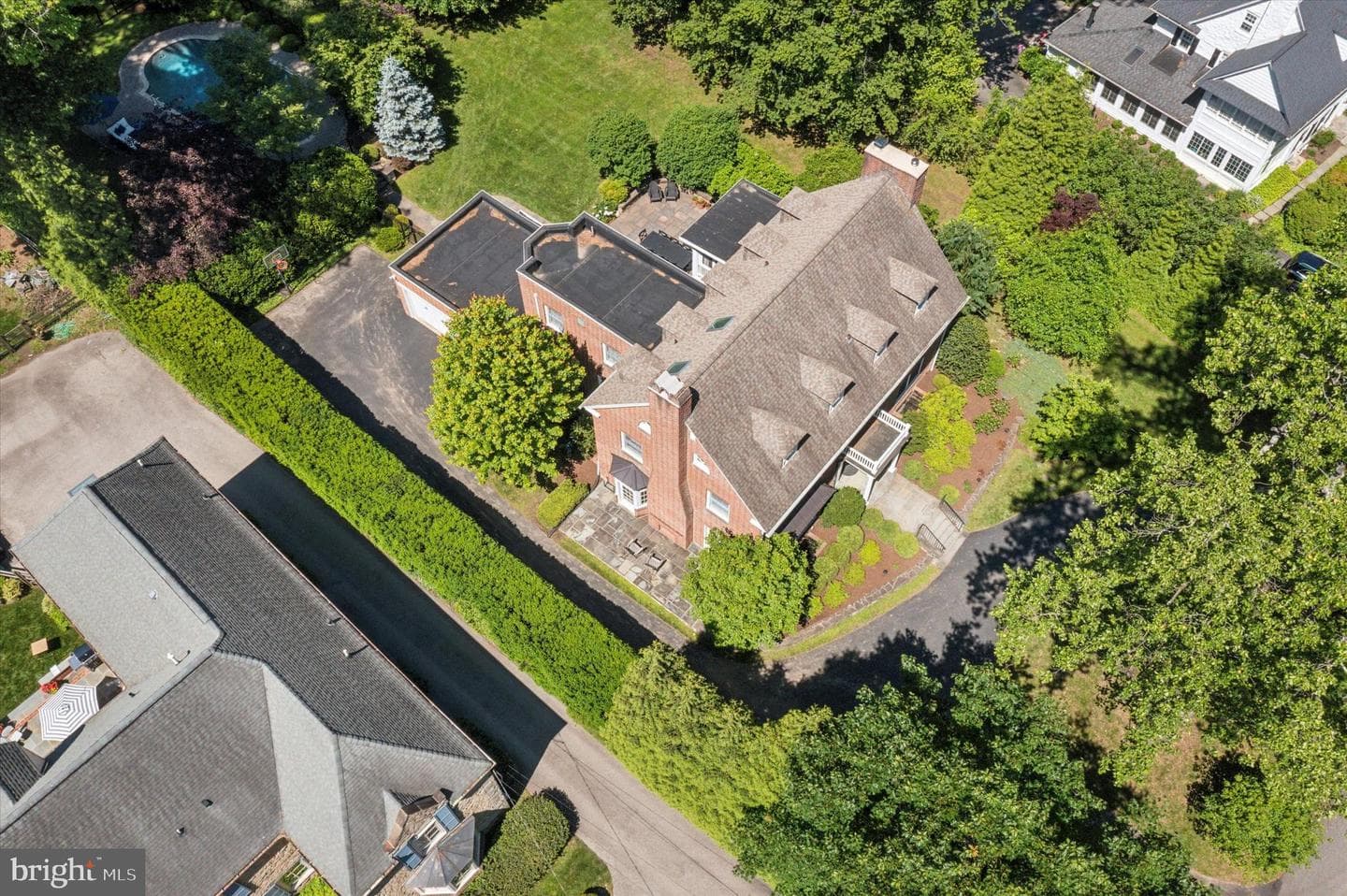 207 Curwen Road photo 68