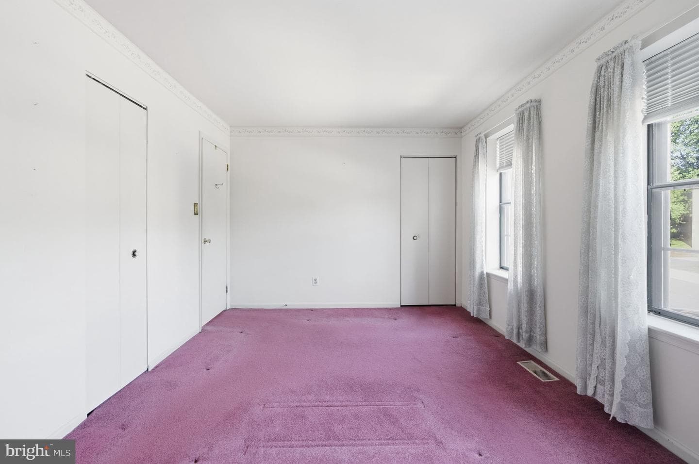 538 Canterbury Road photo 17