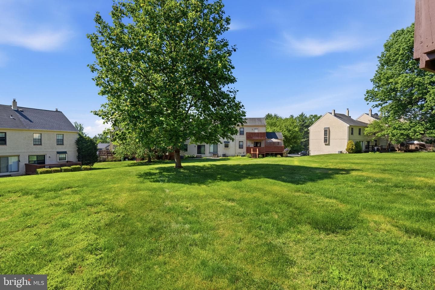 538 Canterbury Road photo 27