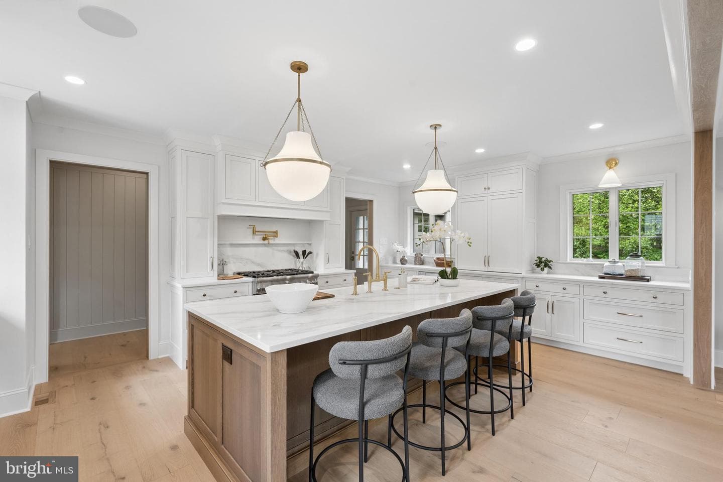 519 Sussex Road photo 24