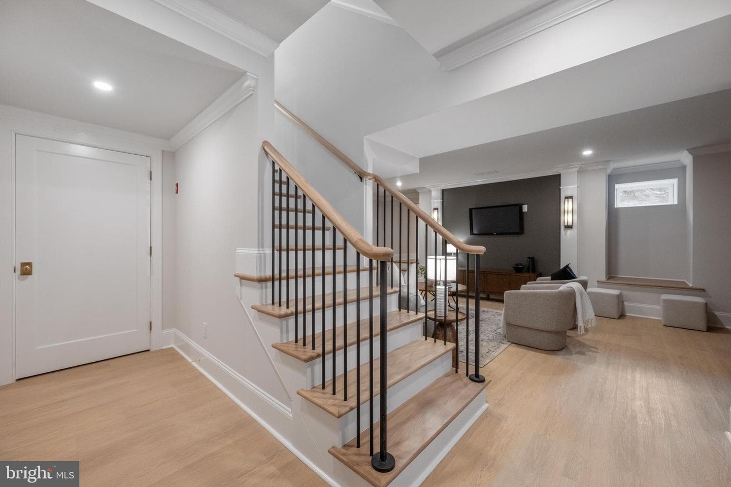 519 Sussex Road photo 36