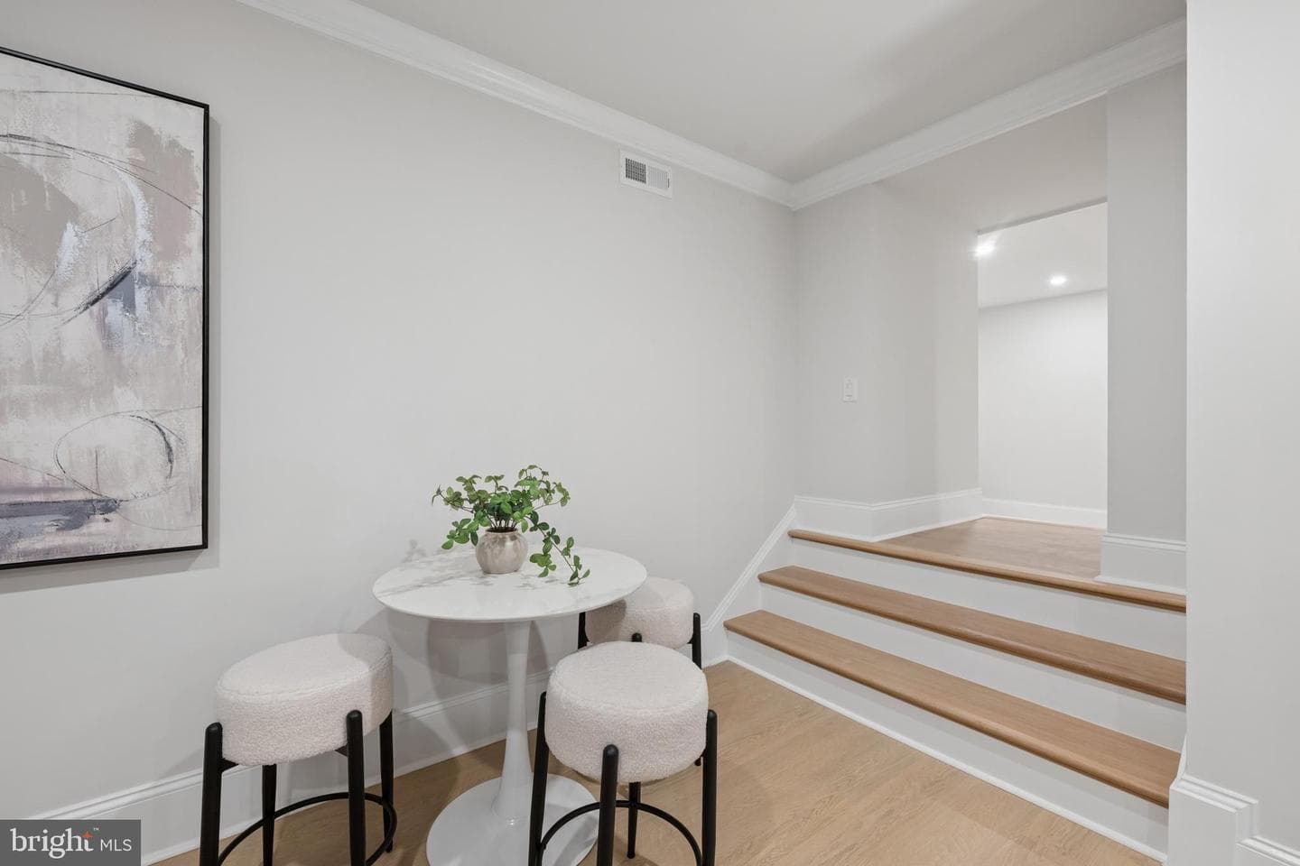 519 Sussex Road photo 41