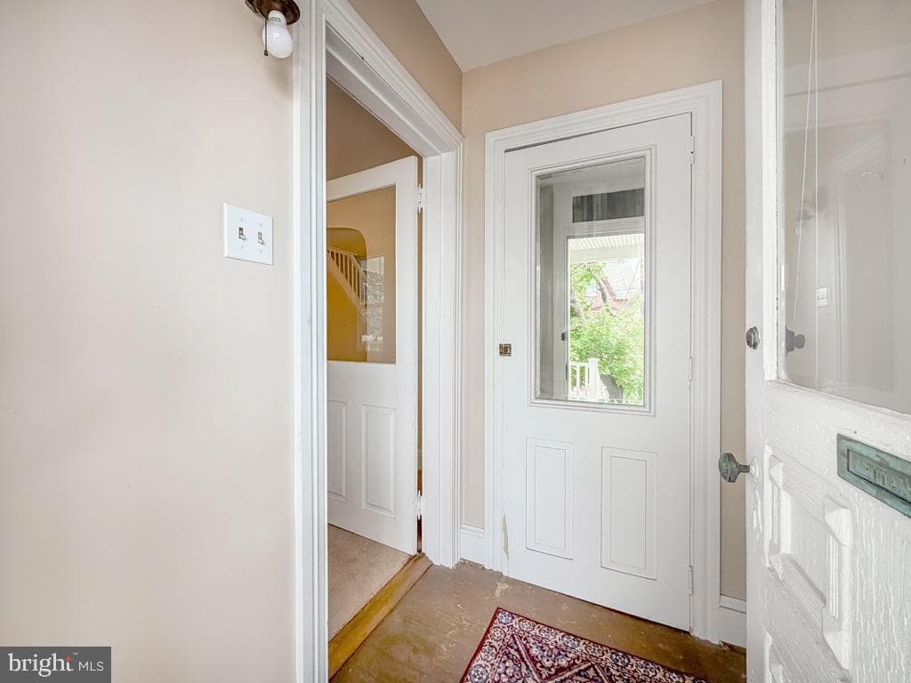 262 N Hanover Street photo 6