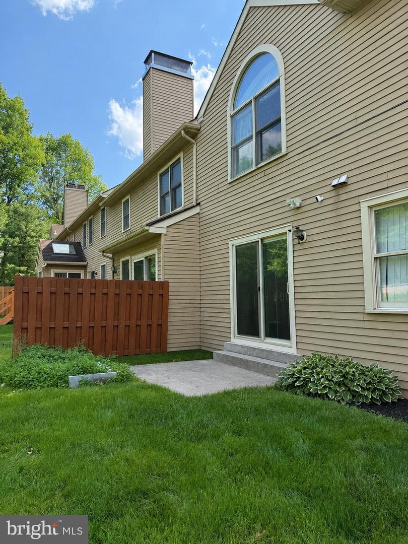 1129 Byron Court photo 17