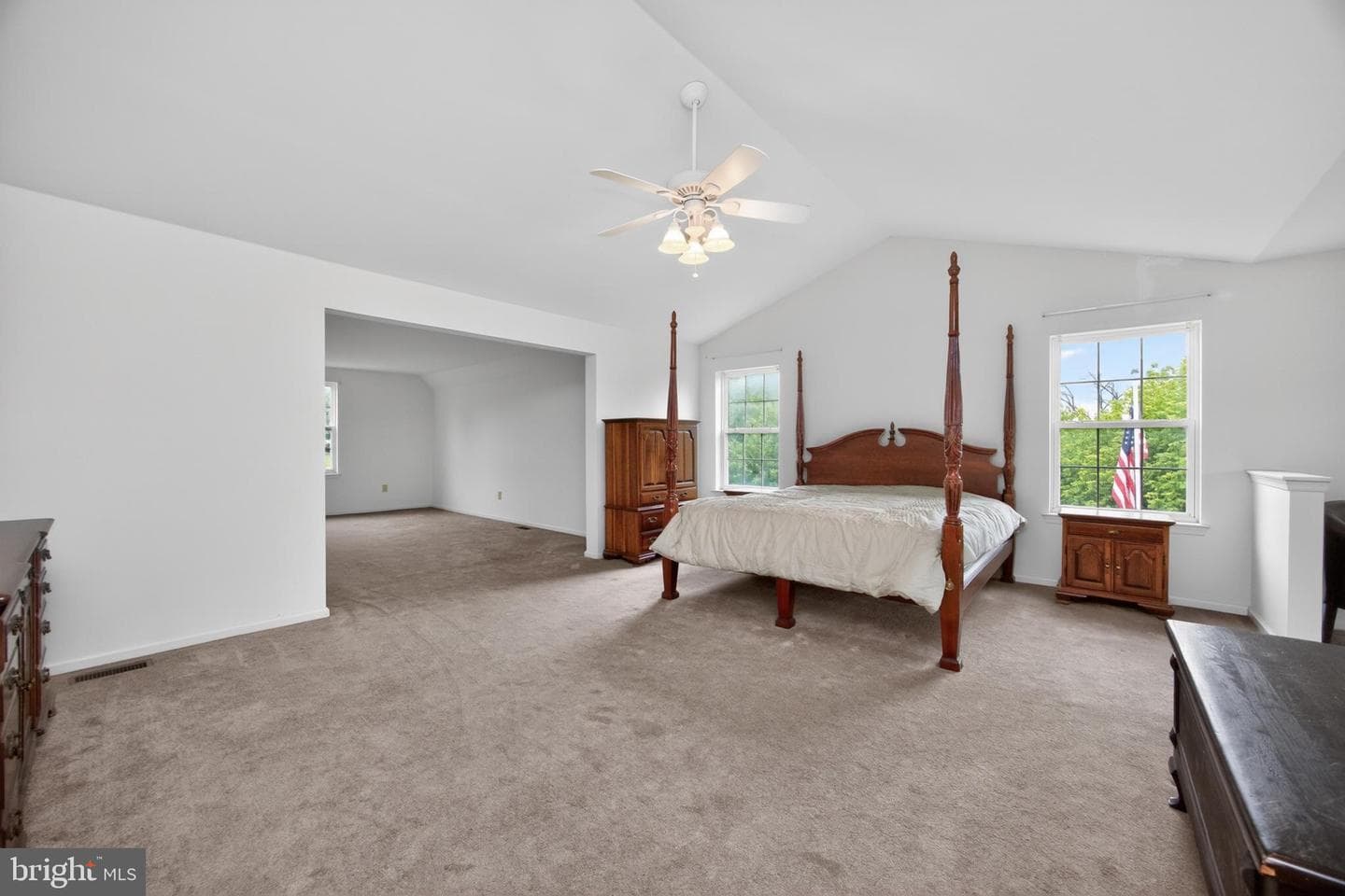 976 Stuart Drive photo 29