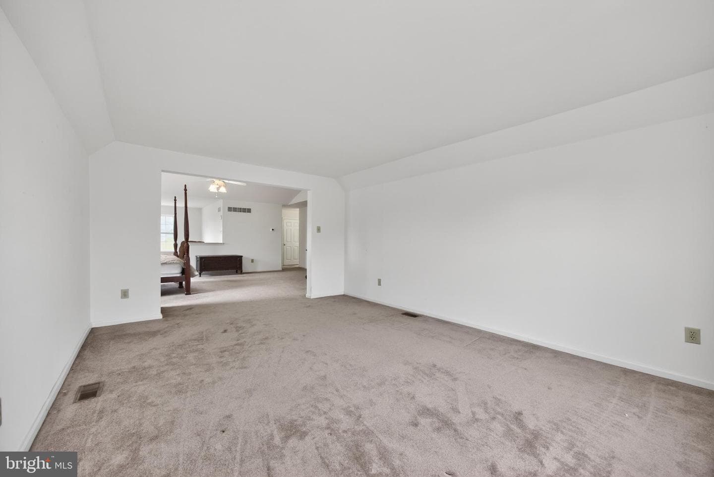 976 Stuart Drive photo 33