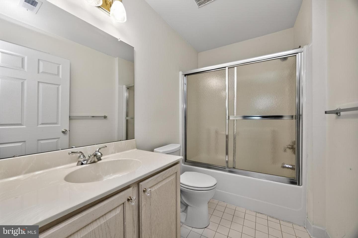 976 Stuart Drive photo 45