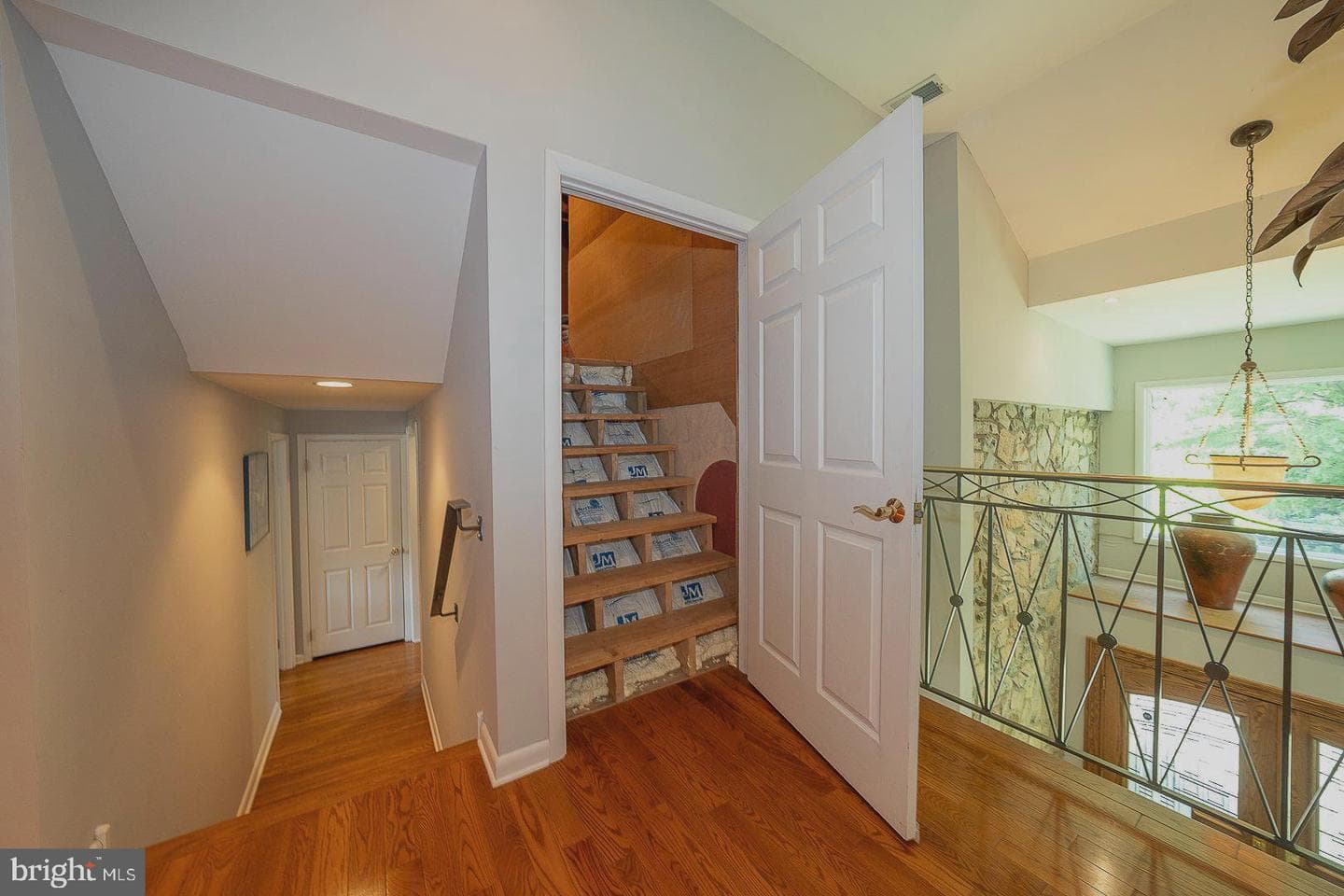 1436 Hillside Road photo 29