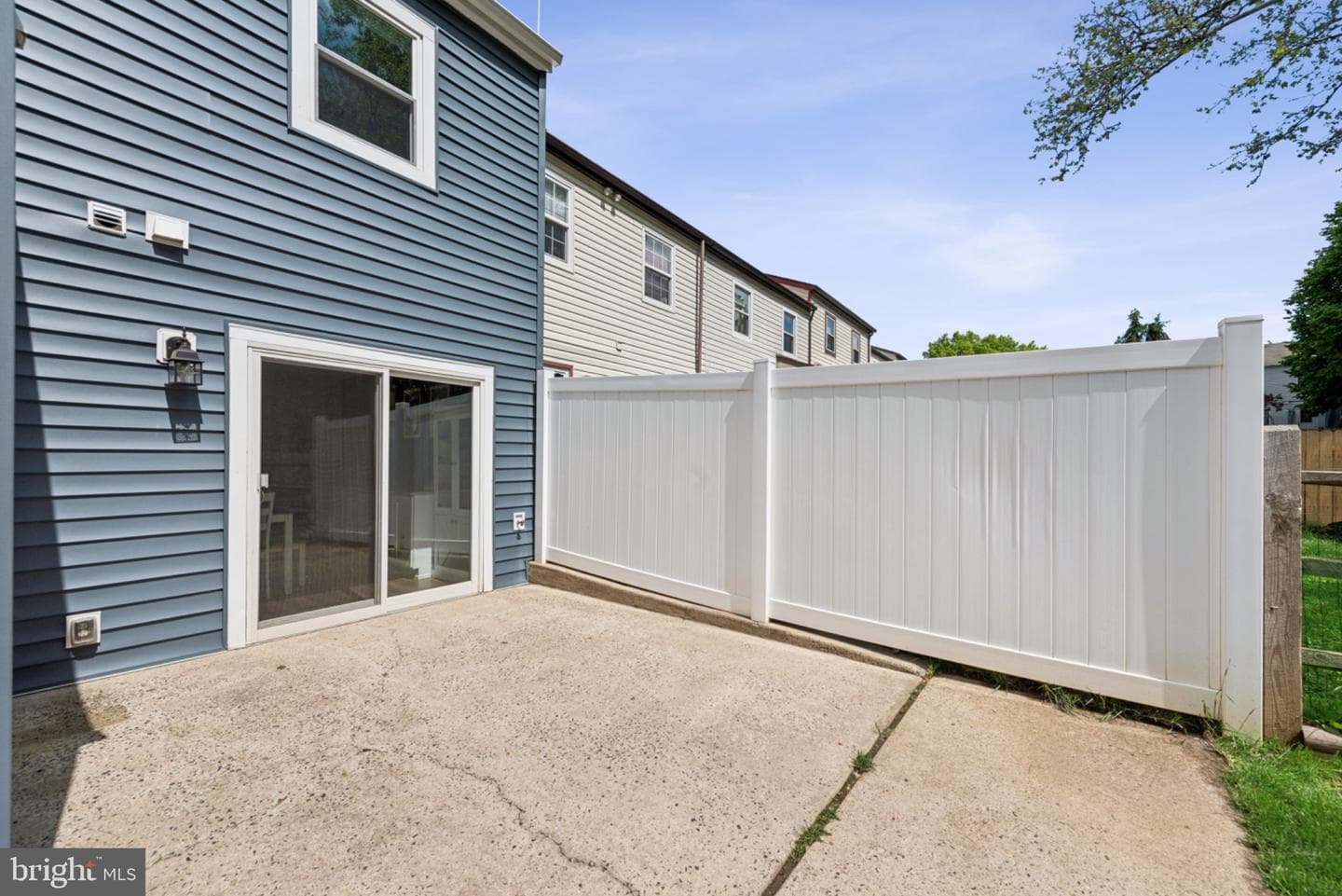 2140 Ash Lane photo 32