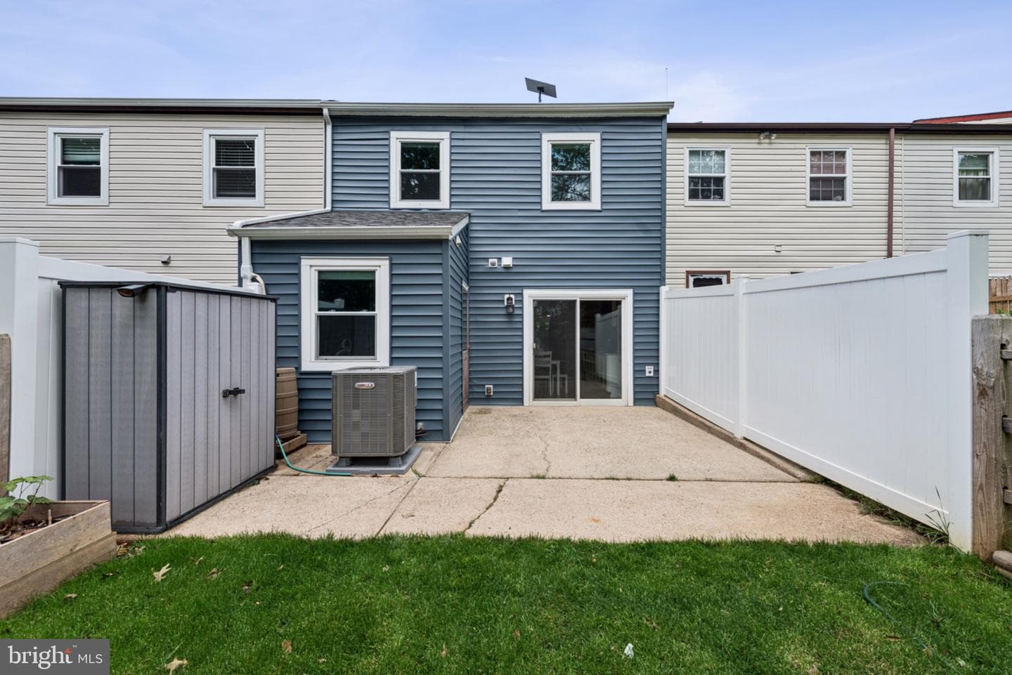2140 Ash Lane photo 33