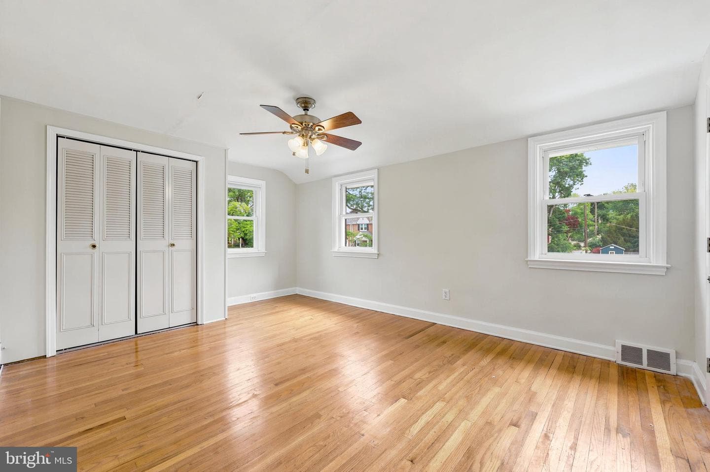 102 Rock Glen Road photo 15