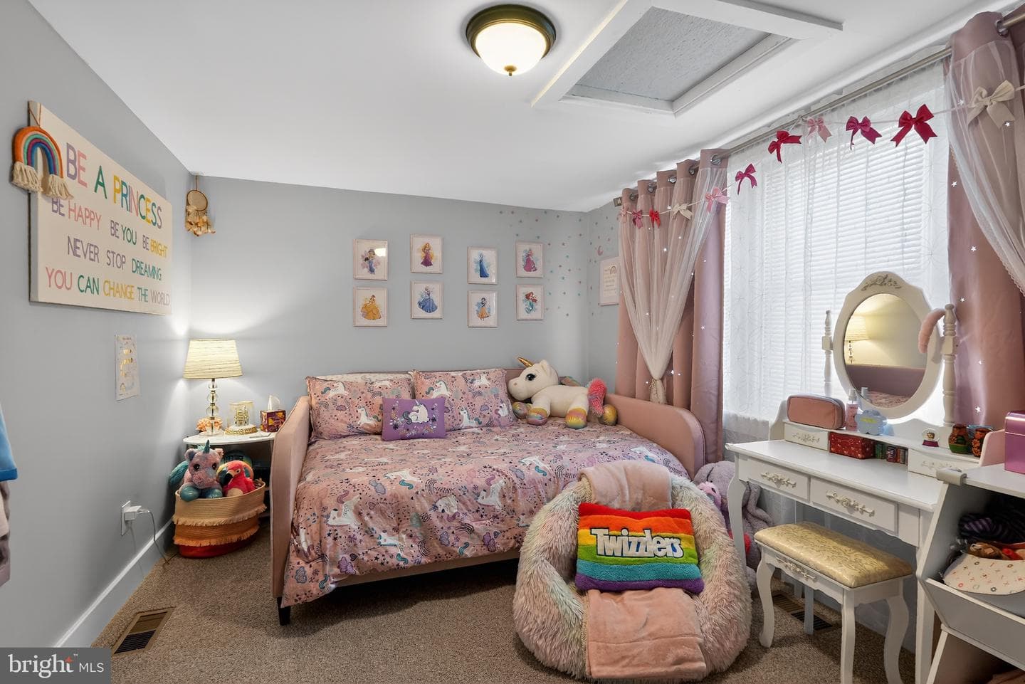 639 E Vine Street photo 15