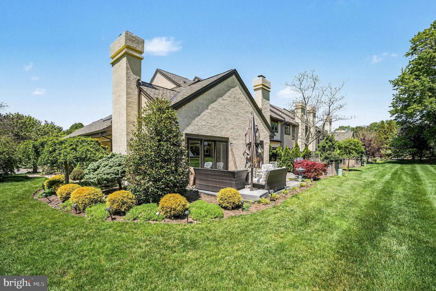 944 Hedgerow Court photo 49