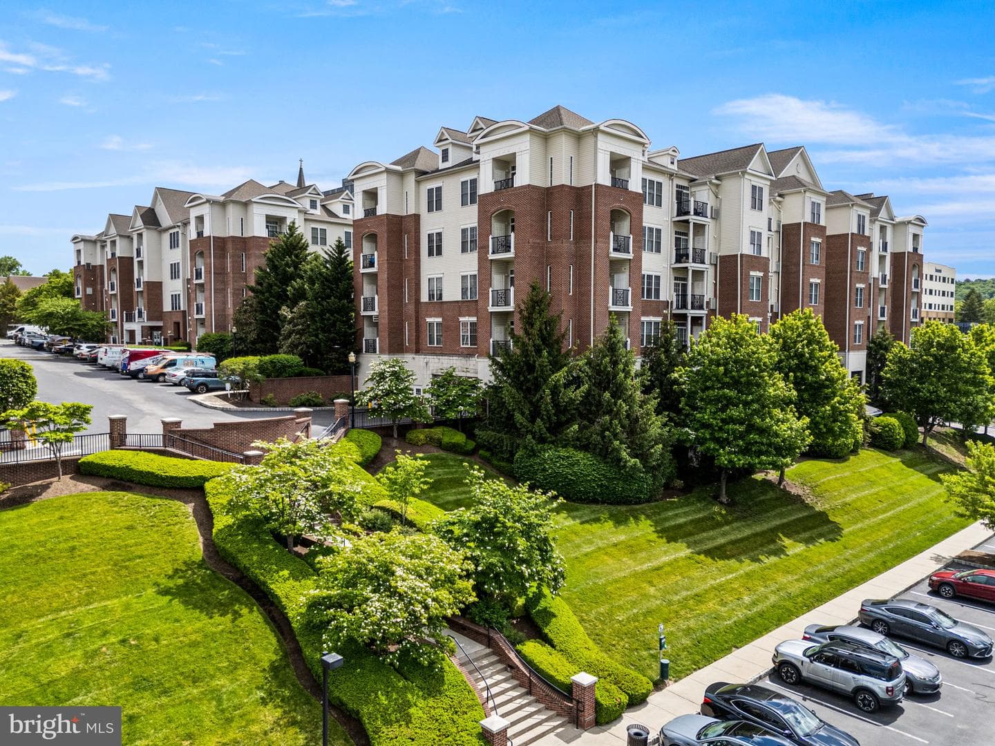 200 W Elm Street #1131