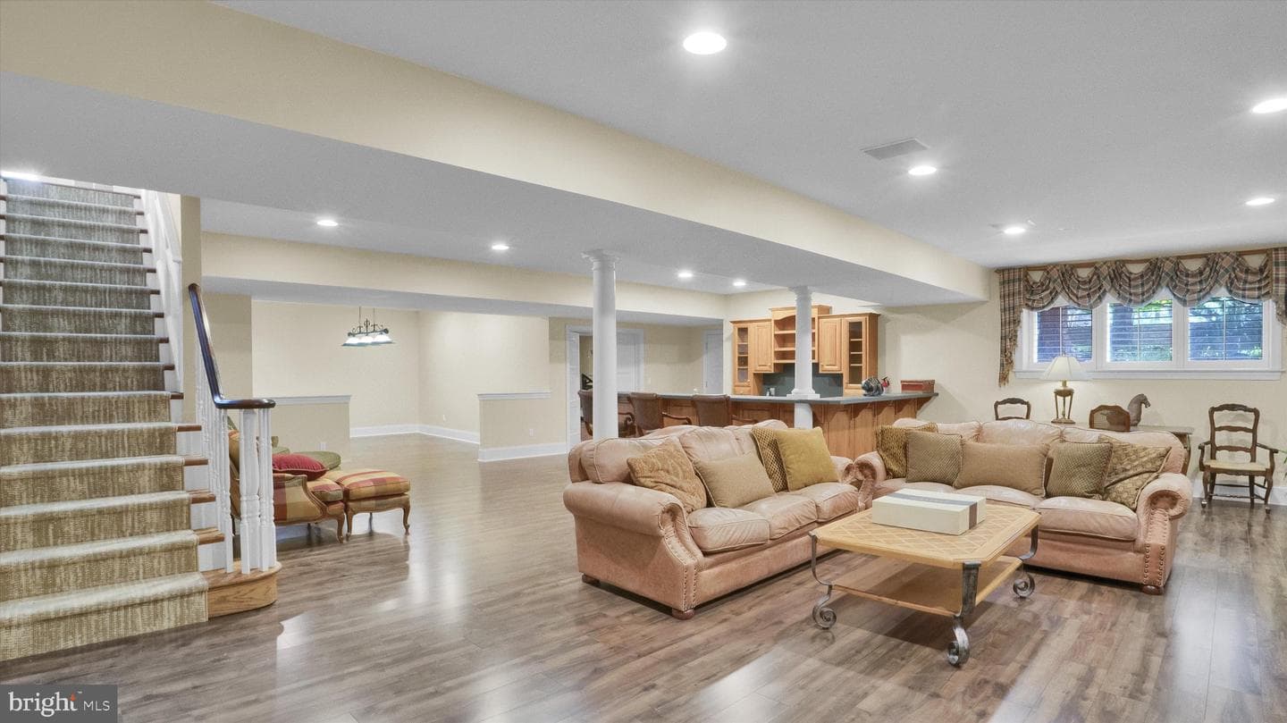 950 Pennbrooke Lane photo 72